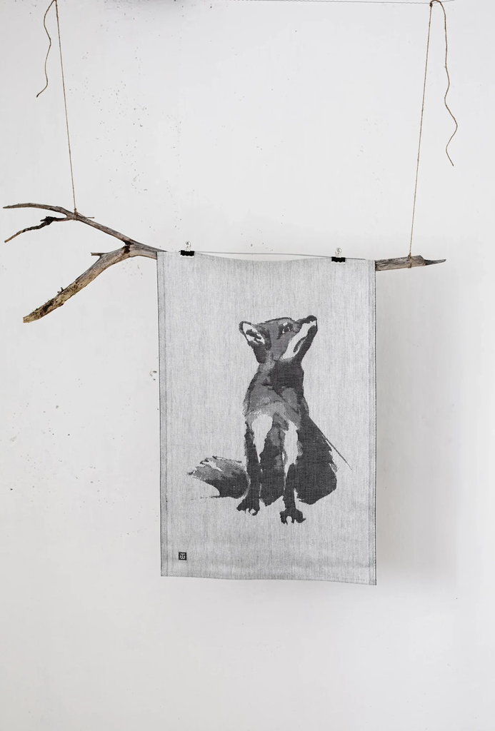 LapuanKankurit-Teemu-Jarvi-x-Kettu-towel-white-black-2-scaled-e1740123869804.webp