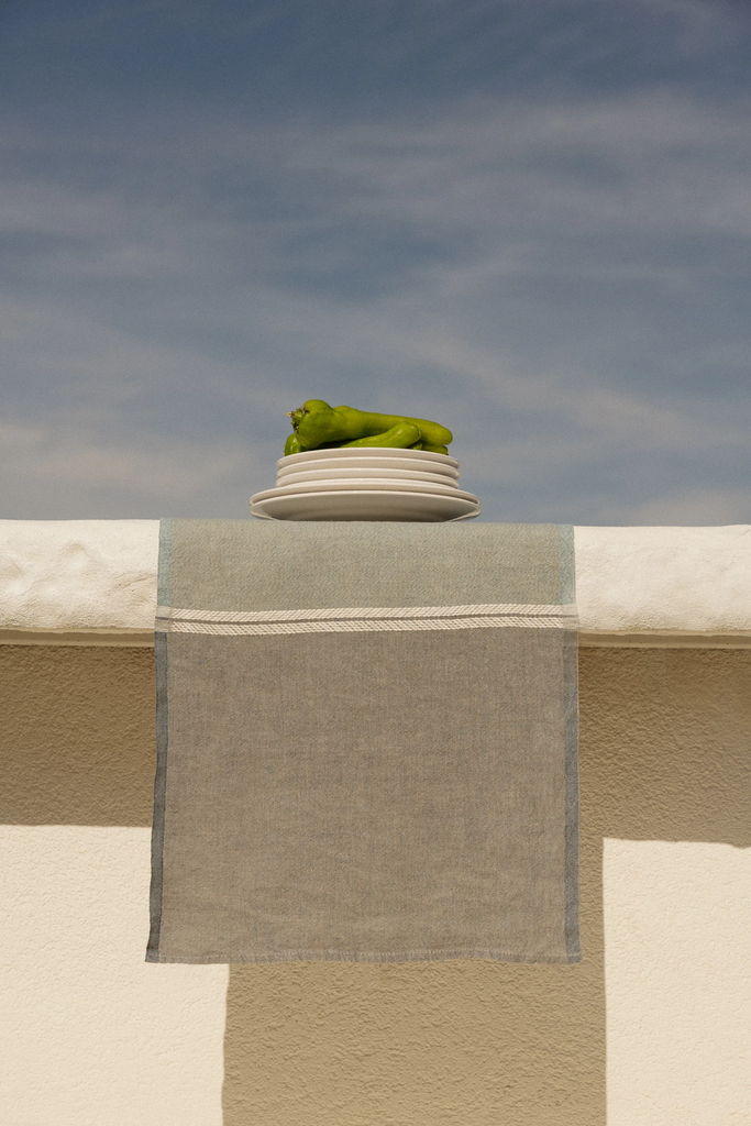 LapuanKankurit-Venla-towel-melange-blue-white-1-photocredit-Wilma-Hetemaj-1-scaled.webp