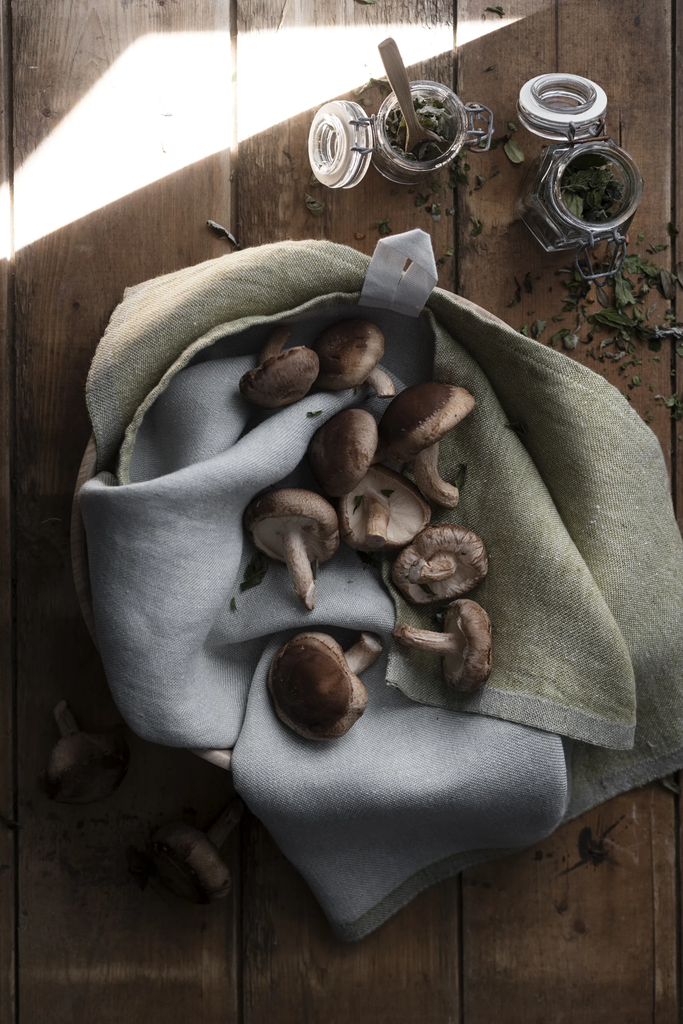 LapuanKankurit-Duo-towel-olive-grey-1-scaled.webp