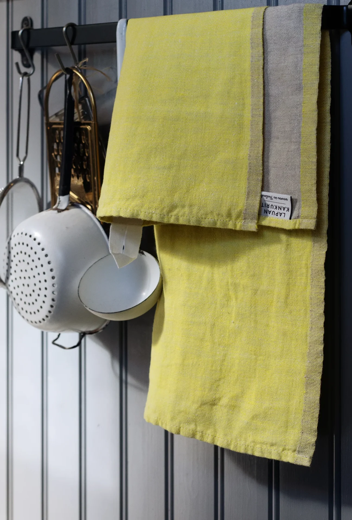 LapuanKankurit-Duo-towel-yellow-linen-1-scaled-e1740124409575.webp
