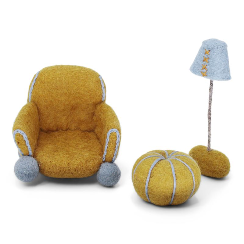 [SKU_GS13023] Chaise ochre, coussin et lampe - G&S